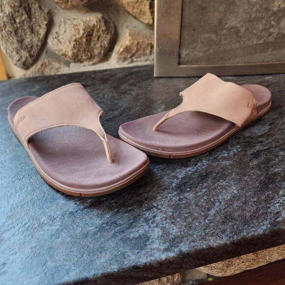 L.L. Bean Tan Suede Flip Flop Thong Sandals Size 10 - Picture 3 of 15